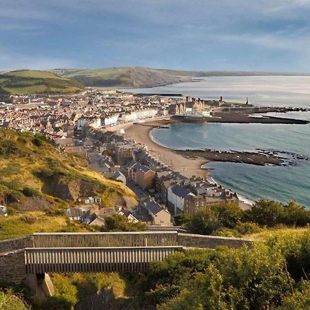 Spacious Luxury Escape With Sea Views And Pet Friendly At Clarach Bay Villa Aberystwyth Eksteriør bilde