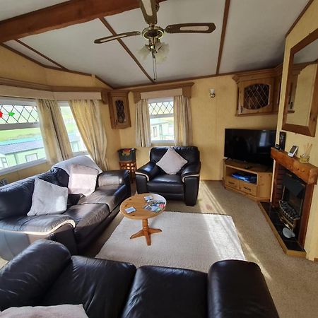 Spacious Luxury Escape With Sea Views And Pet Friendly At Clarach Bay Aberystwyth Eksteriør bilde
