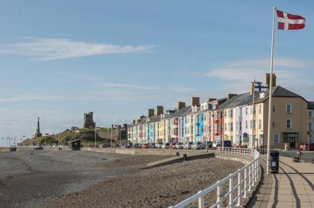 Spacious Luxury Escape With Sea Views And Pet Friendly At Clarach Bay Villa Aberystwyth Eksteriør bilde